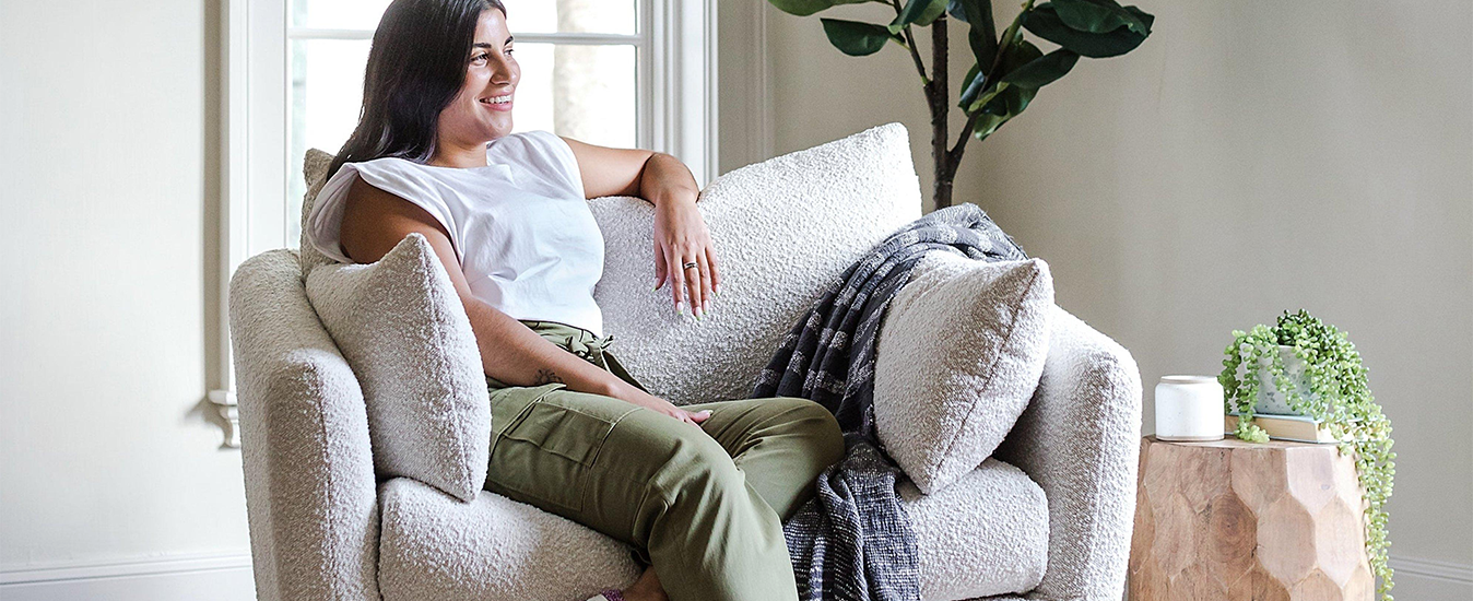 Top Armchair Designs for Every Home Aesthetic (1)